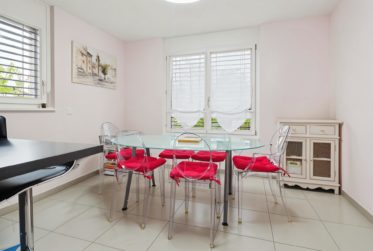 CASATAX – Bright and Cross-Through Apartment