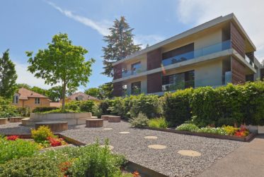 5 Rooms Flat, Apartment with garden
