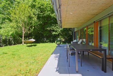 Exclusive! Beautiful and spacious 5 rooms apartment with garden