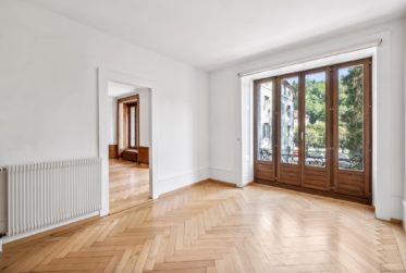 IMMEUBLE DE RENDEMENT AVEC LOCAL COMMERCIAL ET APPARTEMENTS