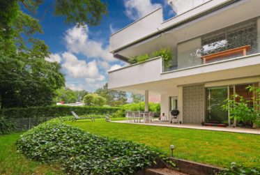 APPARTEMENT EN REZ-DE-JARDIN AU CENTRE DE VESENAZ