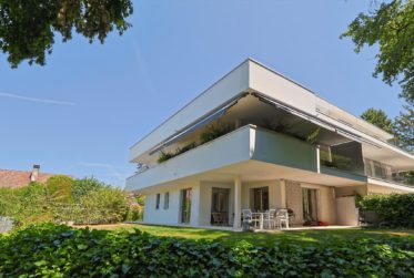 APPARTEMENT EN REZ-DE-JARDIN AU CENTRE DE VESENAZ