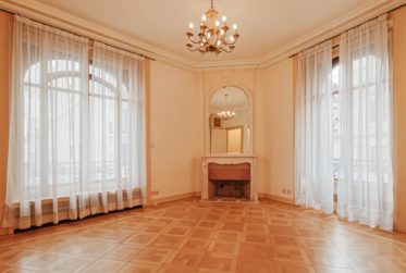 APPARTEMENT D'EXCEPTION FACE AU JET D'EAU