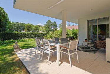 APPARTEMENT EN REZ-DE-JARDIN AU CENTRE DE VESENAZ