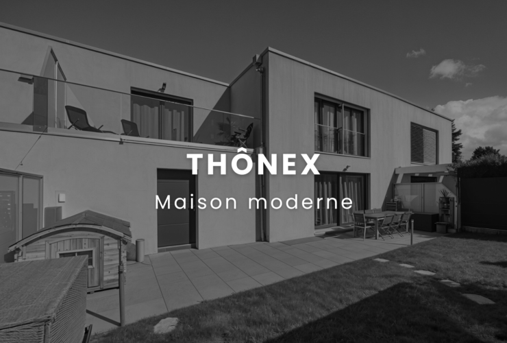 CONTEMPORARY HOUSE