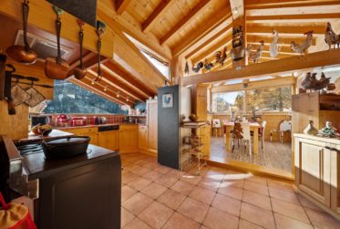 Chalet de charme avec vue panoramique – Les Marécottes (Valais)