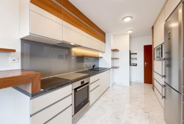 Quartier des Nations – Spacieux appartement de 6 pièces avec deux balcons vue sur le jet d'eau