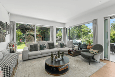 APPARTEMENT EN REZ-DE-JARDIN AU CENTRE DE VESENAZ