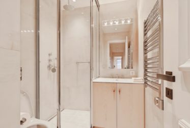 Bel appartement rénové avec vue – Quartier résidentiel de Florissant