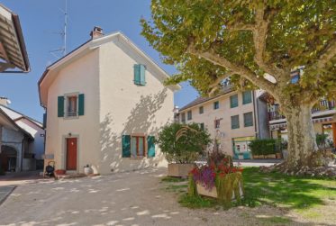 EXCLUSIVE - Triplex Apartment in the Heart of Bernex
