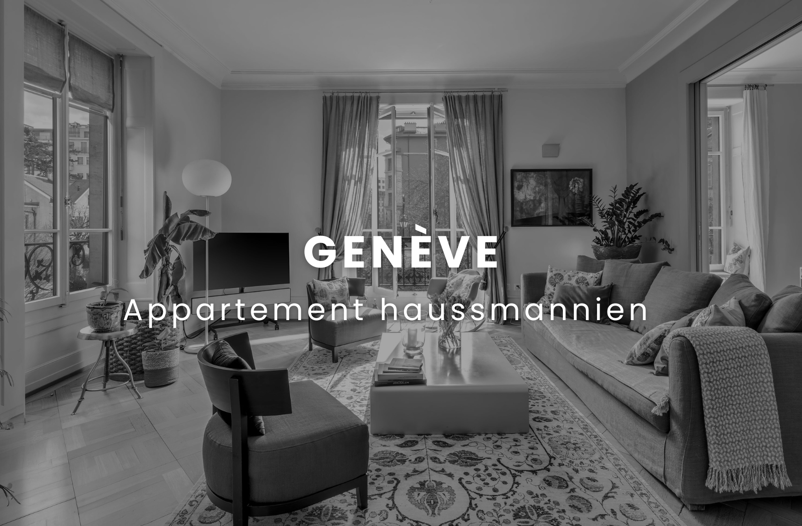 Exceptional Apartment in a Haussmann-Style Building with Private Park