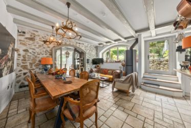 Demeure d'exception au charme intemporel au coeur de la côte vaudoise
