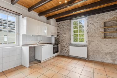 MANOR HOUSE WITH LAND RESERVE