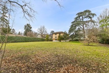 MANOR HOUSE WITH LAND RESERVE