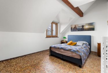 Maison individuelle sur vaste terrain, à proximité immédiate de Lausanne