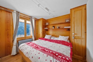 Propriété alpine d'exception aux pied des remontées mécaniques